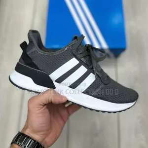 Adidas U Path Run Grey