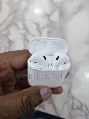 Original Apple Airpods 1, White, Clean as New