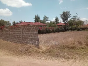 1/4 Plot in Chuna Estate
