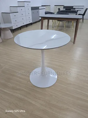Round Marble Table