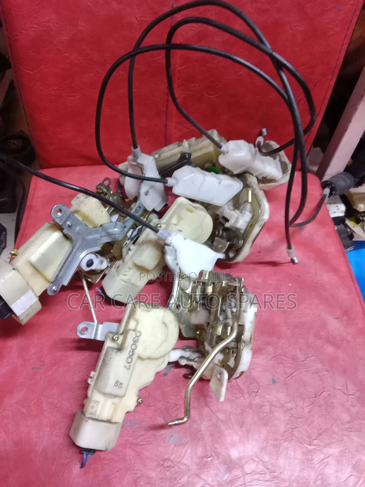Door Lock Toyota Vitz