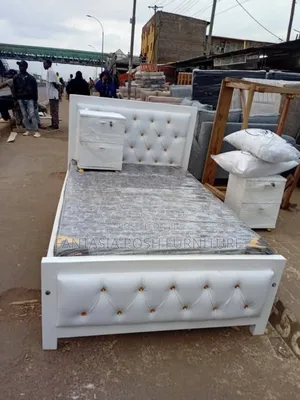 4x6 Elegant White Upholstered Bed With 2 Sideboxes