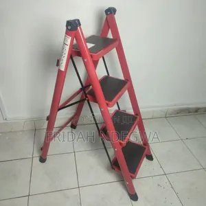 4-Step Foldable Ladder
Height 100cm