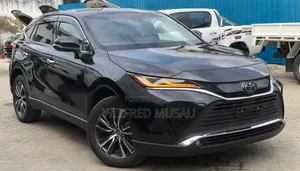 Toyota Harrier 2.0 2020 Black