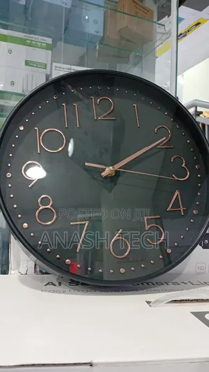 Advanced CCTV Wall Clock Hidden Spy Camera