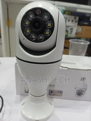 PTZ Bulb Camera 360° 1080p Motion Tracking, Night Vision Two Way Audio