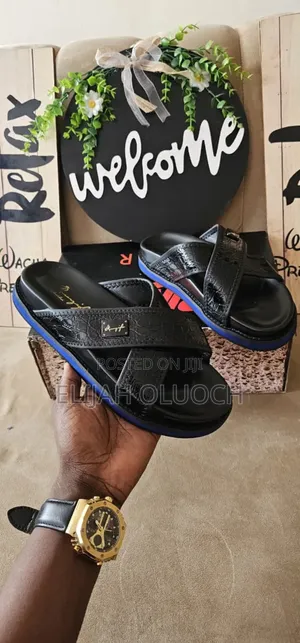 Designer Sandals
*Size 38__46*