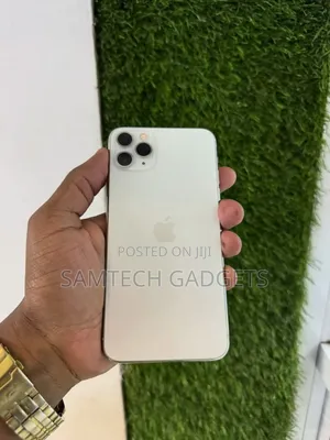 New Apple iPhone 11 Pro 256 GB Gold