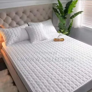 Premium Quality Waterproof Mattress Protector/Cover-