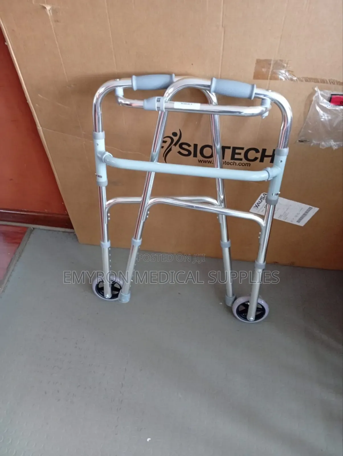 Wwalking Frame With Wheels
