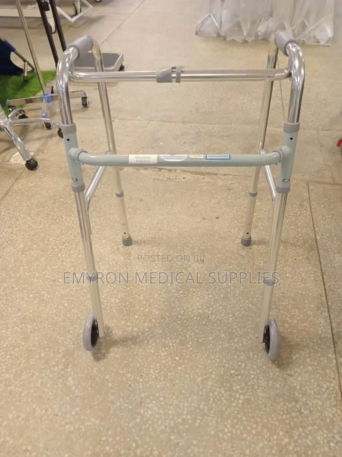 Wwalking Frame With Wheels