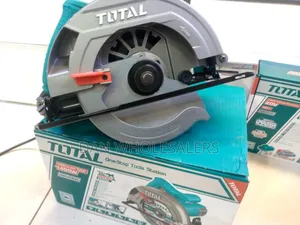Industrial Total 1400 Watts Total Circular Saw