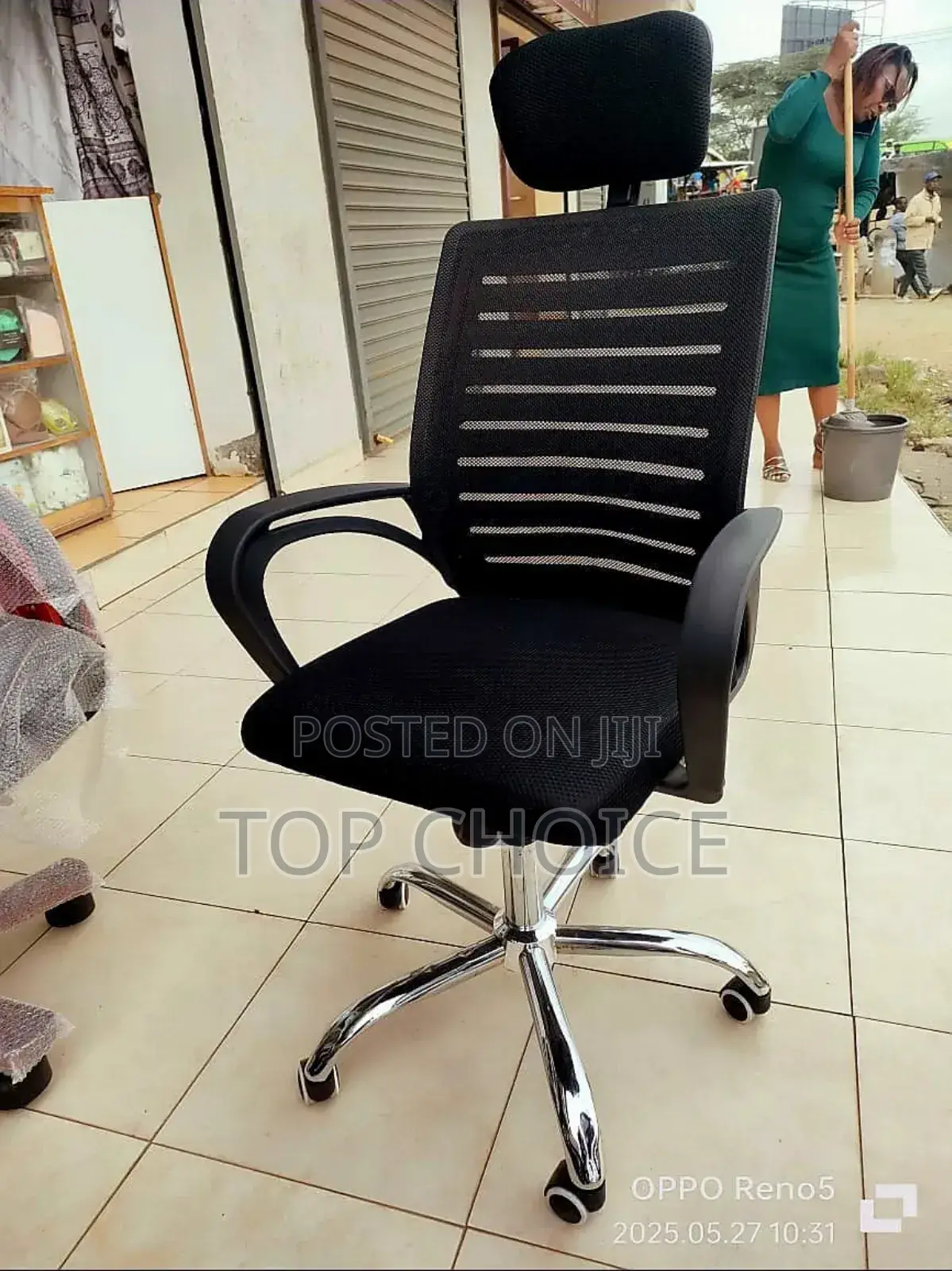 Imported Headrest Office Chair