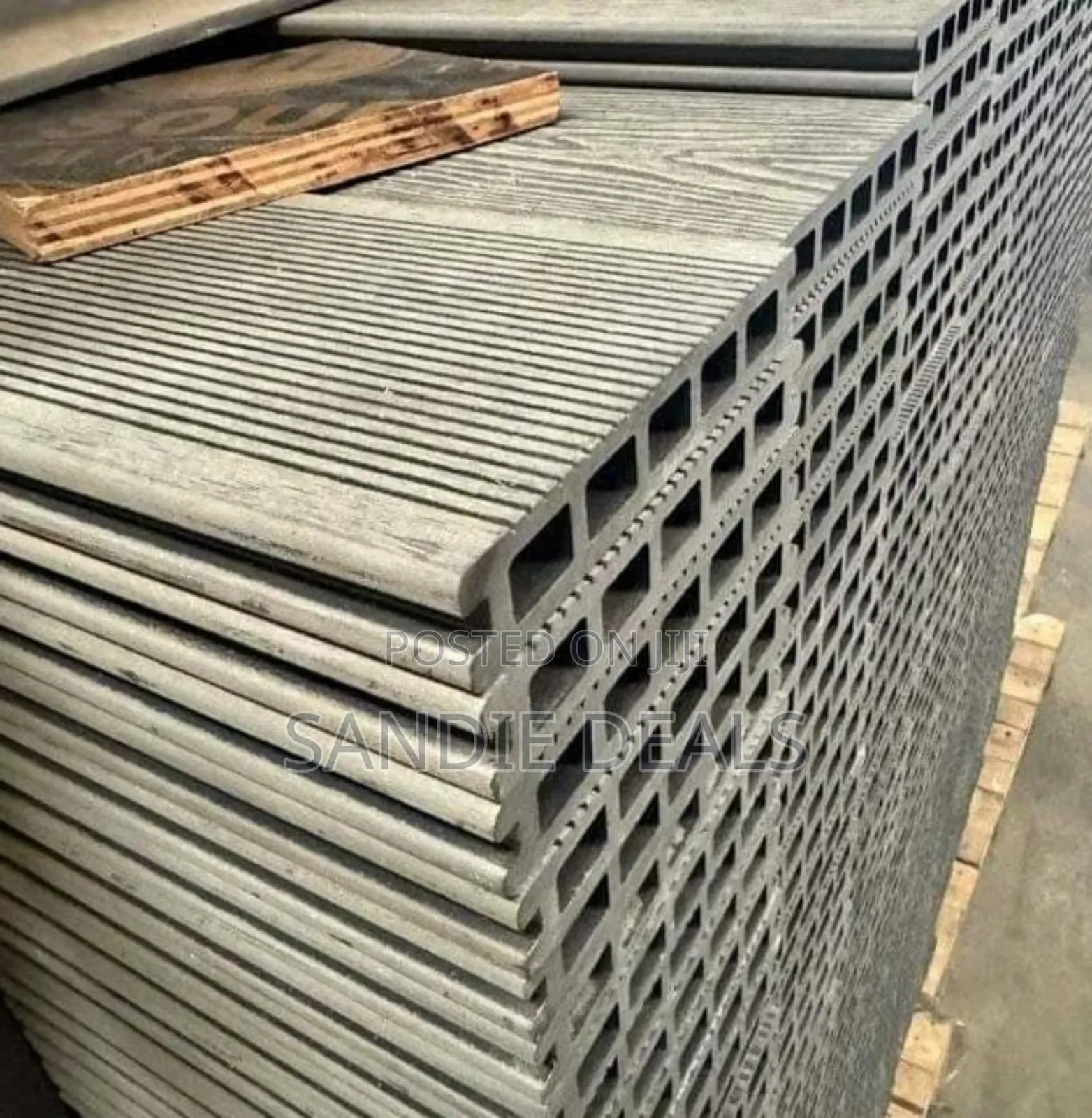 WPC Flooring/Decking Flooring/WPC