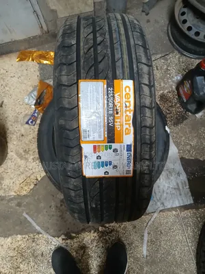 Centara 225/5018