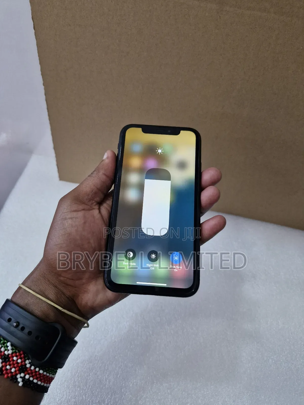 Apple XR 64 GB Black