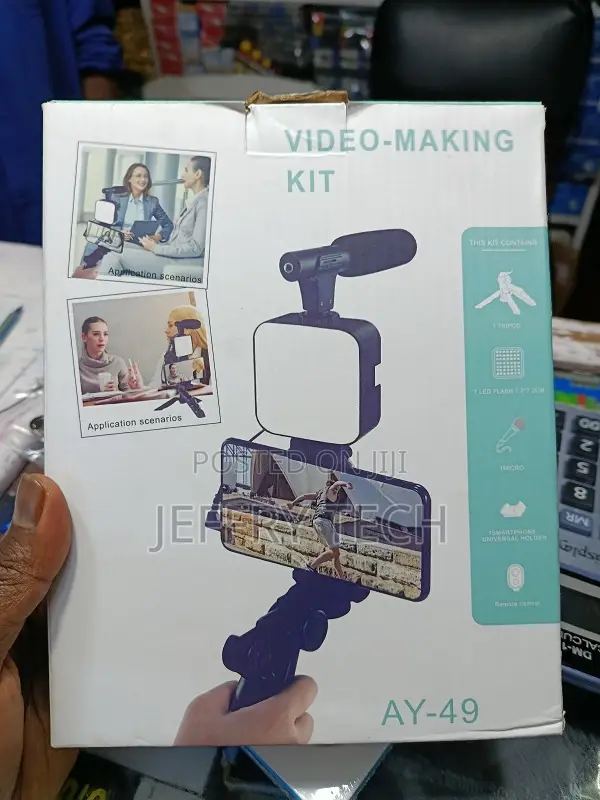 Video Making-Kit With Light and Mini Condenser Microphone