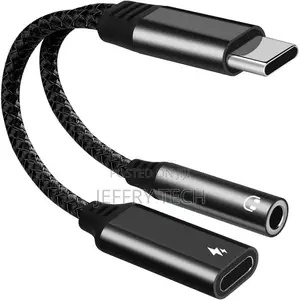 Type -C Audio Adapter to 3.5mm Plus Type C Pd