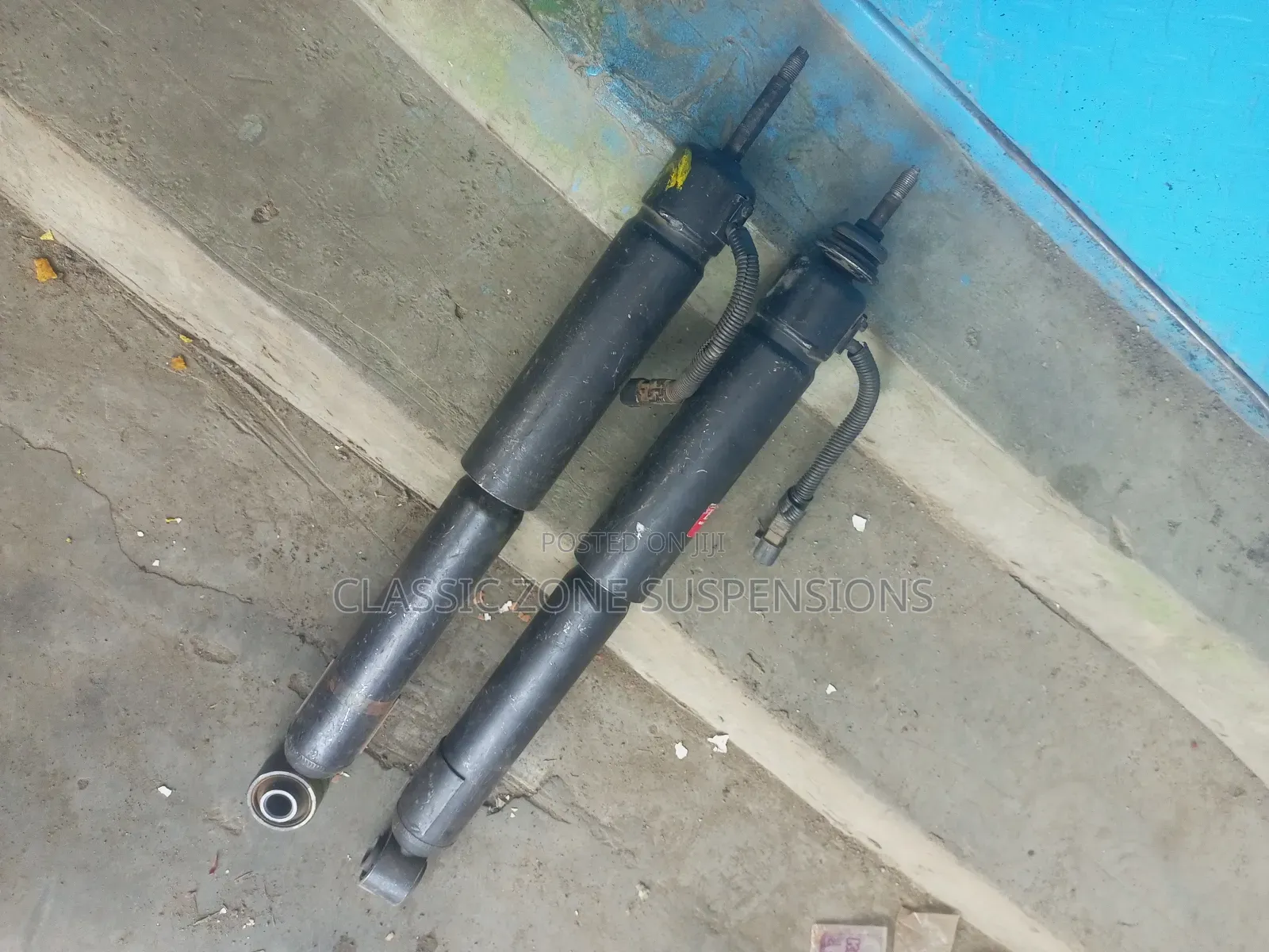 Prado 150 Back Sensor Shocks