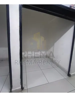 Shop Space to Let