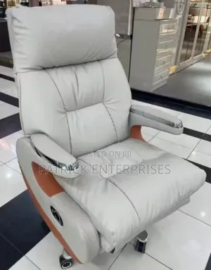 Executive Director's/ C. E. O Office Leather Chair