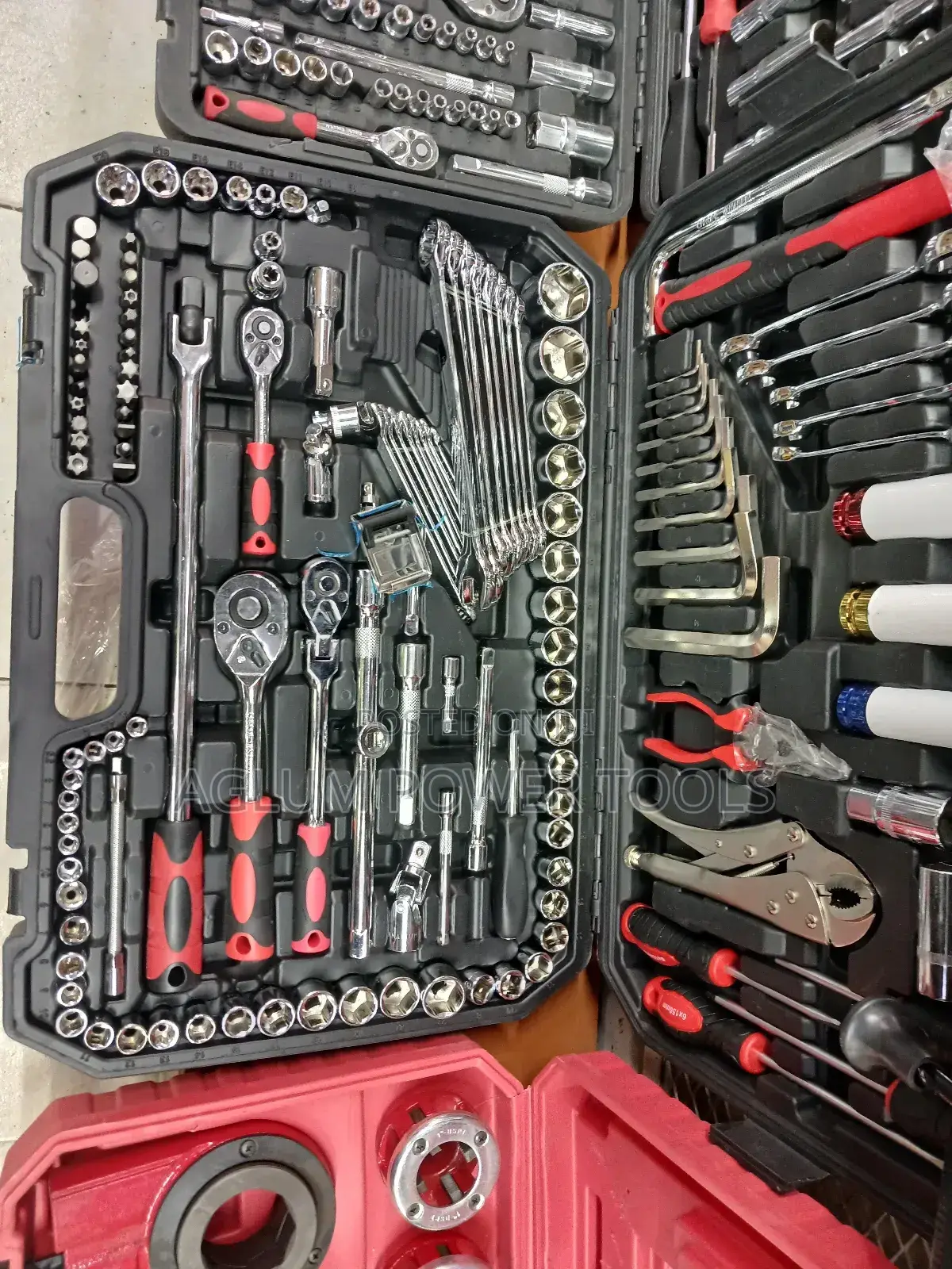 Mechanical Toolset With Sockets, Bits and Wrench