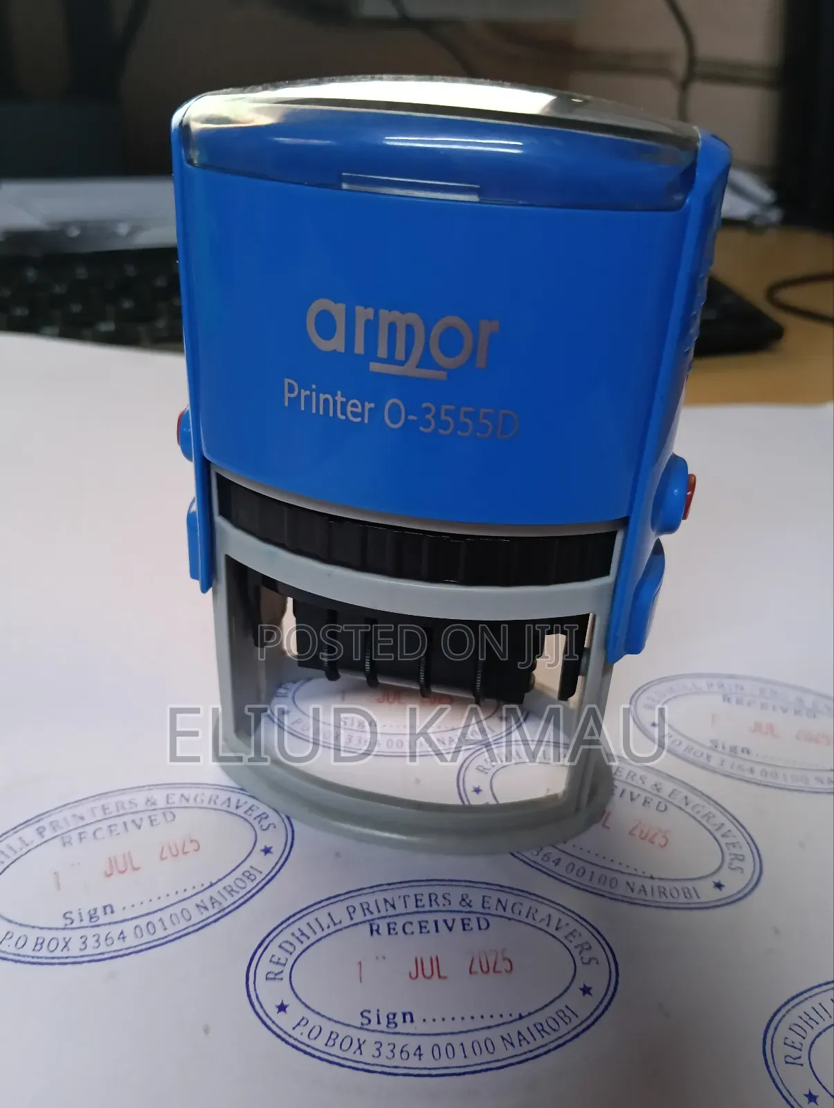 Oval Stamp Amor