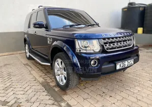 Land Rover Discovery 2015 Blue