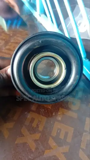 Center Bearing Sahara 2wd
