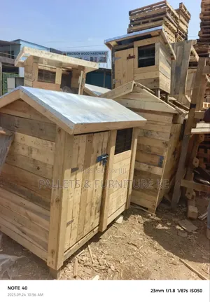 Bark Fort Kennel