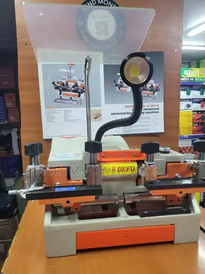 Universal Key Cutting Machine Defu
