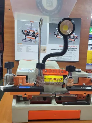 Key Cutting Machine/Universal Key Cutter