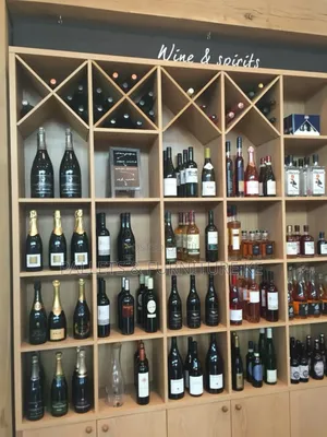 Liquid Lounge Home Bar/Shelving