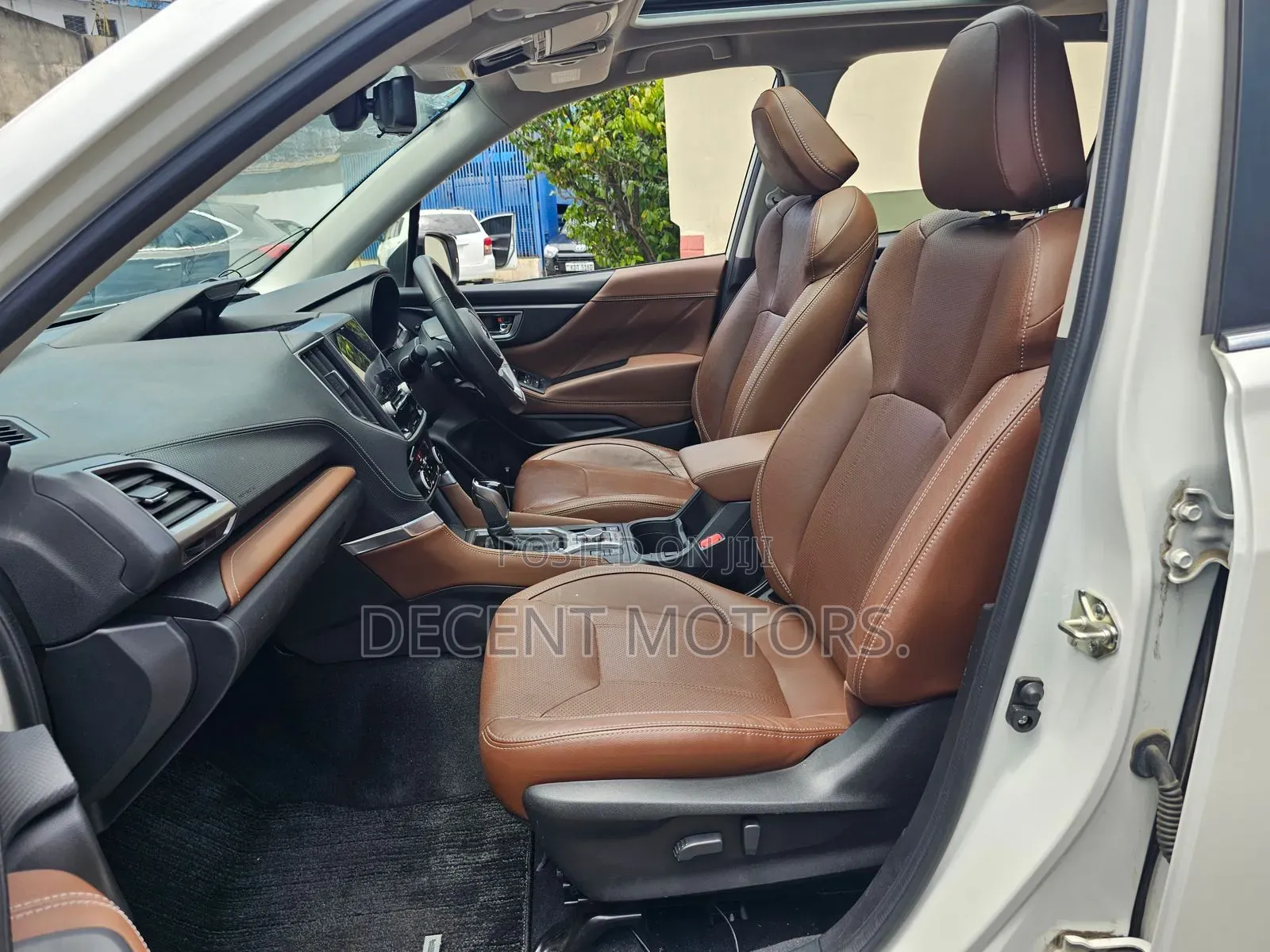 Subaru Forester Premium AWD 2019 White