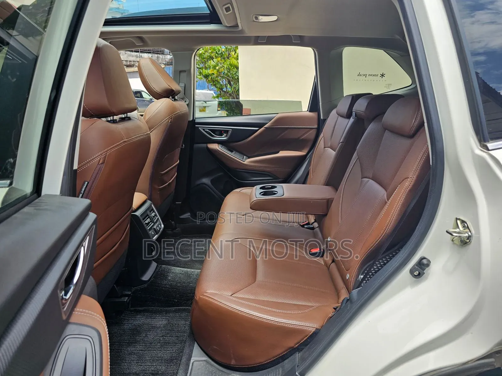 Subaru Forester Premium AWD 2019 White