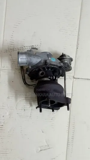 Turbo 4jk1 Silver Top Cover Isuzu Dmax