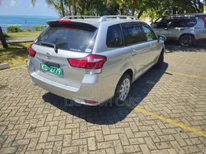 Toyota Corolla Fielder 2020 Silver