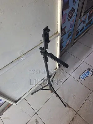2mtr Tripod With Bluetooth Handle