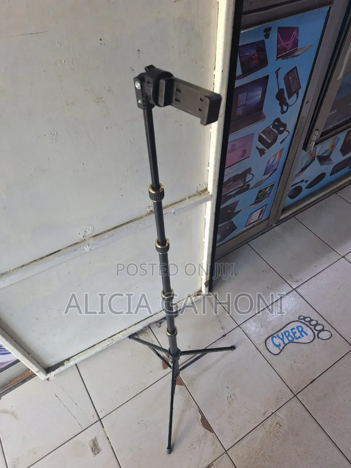2mtrs Tripod With Pulling Bracket