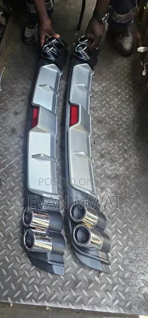 ToyotaRear Bumper Kit/Diffuser