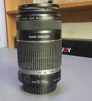 Canon 55-250mm Zoom Lens