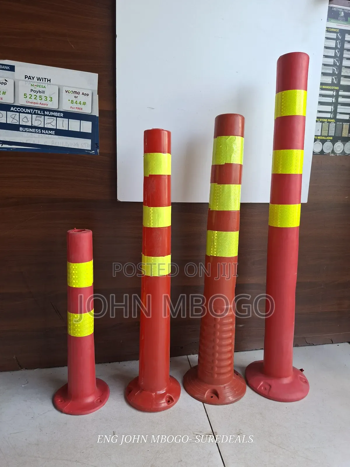 Plastic Traffic Bollard/ Delineators.