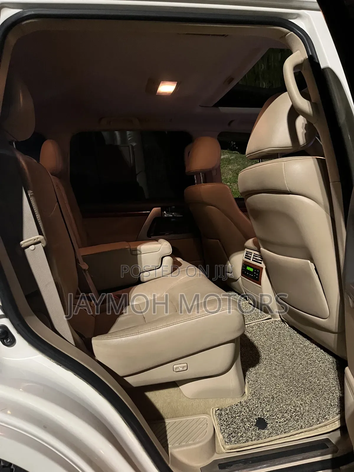 Toyota Land Cruiser 2013