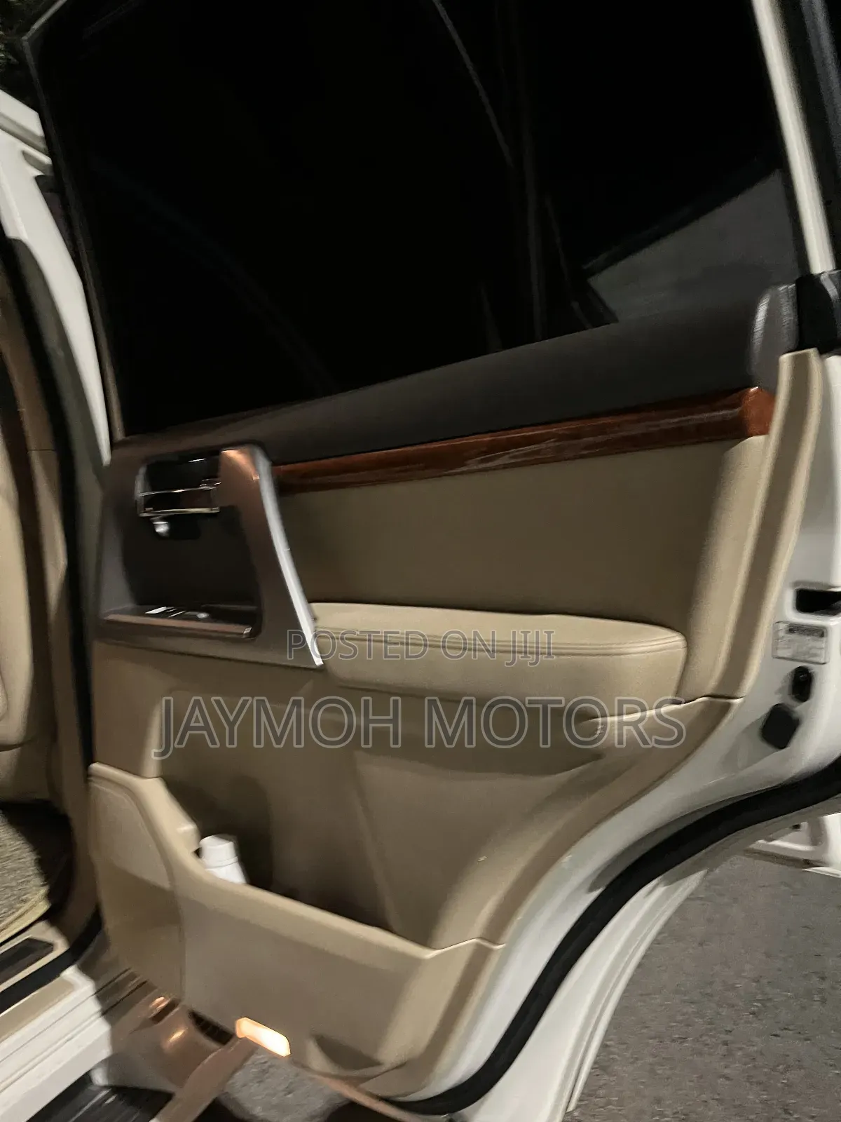 Toyota Land Cruiser 2013
