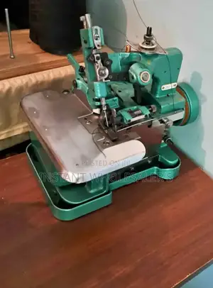 Overlock Sewing Complete With Table