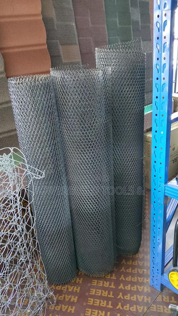 Expandable Mesh 8ft By 4ft - thumbnail 3