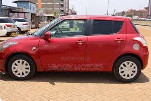 Suzuki Swift 2013 Red