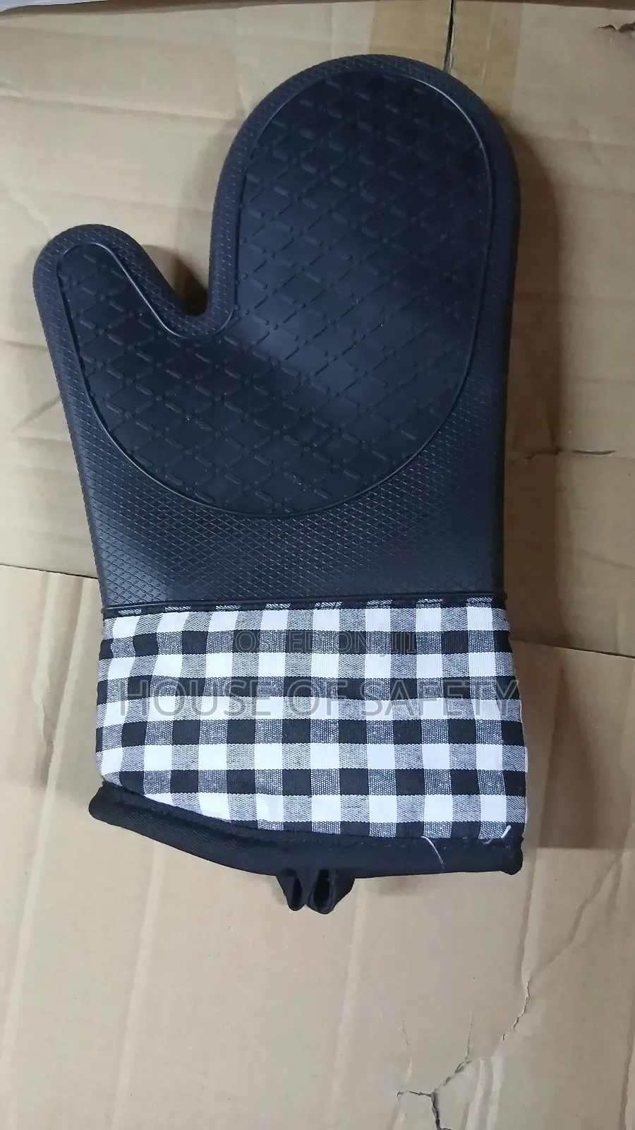 Master Class Silicone Mitten One Pcs