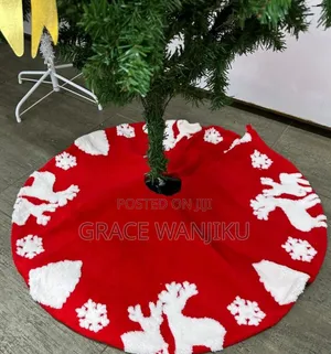 *Christmas Tree Skirt
