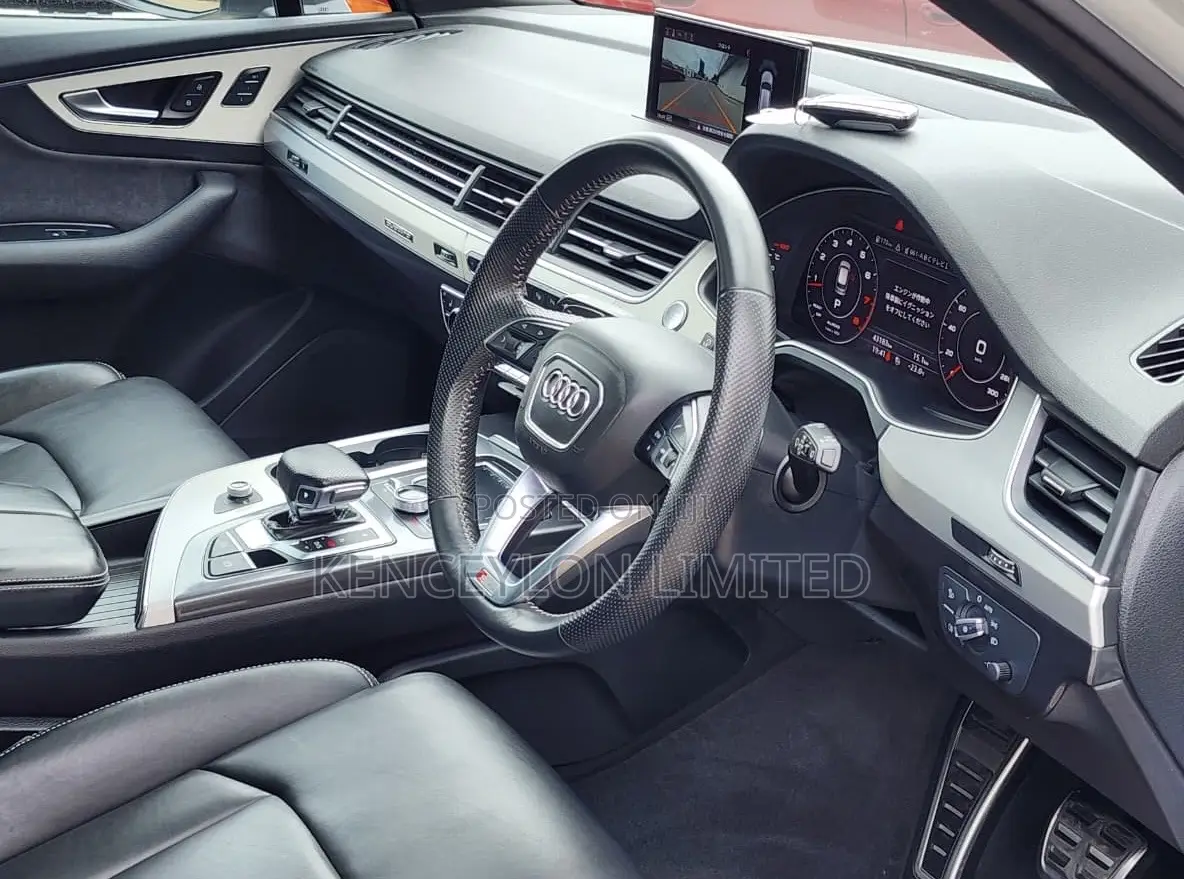 Audi Q7 2018 White